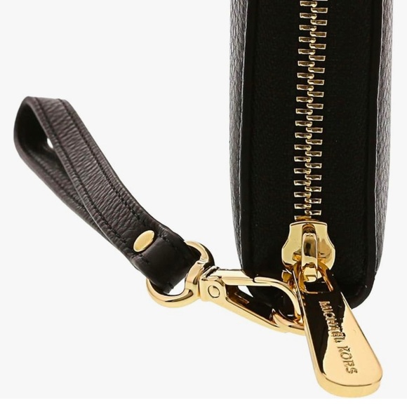 Michael Kors Women Black Wallet 
Leather Wristlet Standard Size - Picture 3 of 8